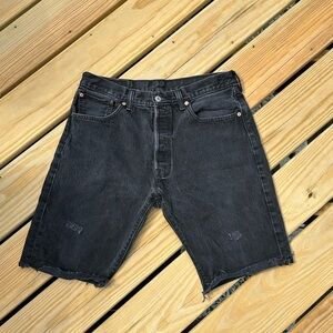 Men's Levi Black Denim Shorts 501 34Wx30L